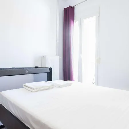 Ferienwohnung Stylish 1 Bd Apt With Balcony In Kato Petralona Athen Exterior foto