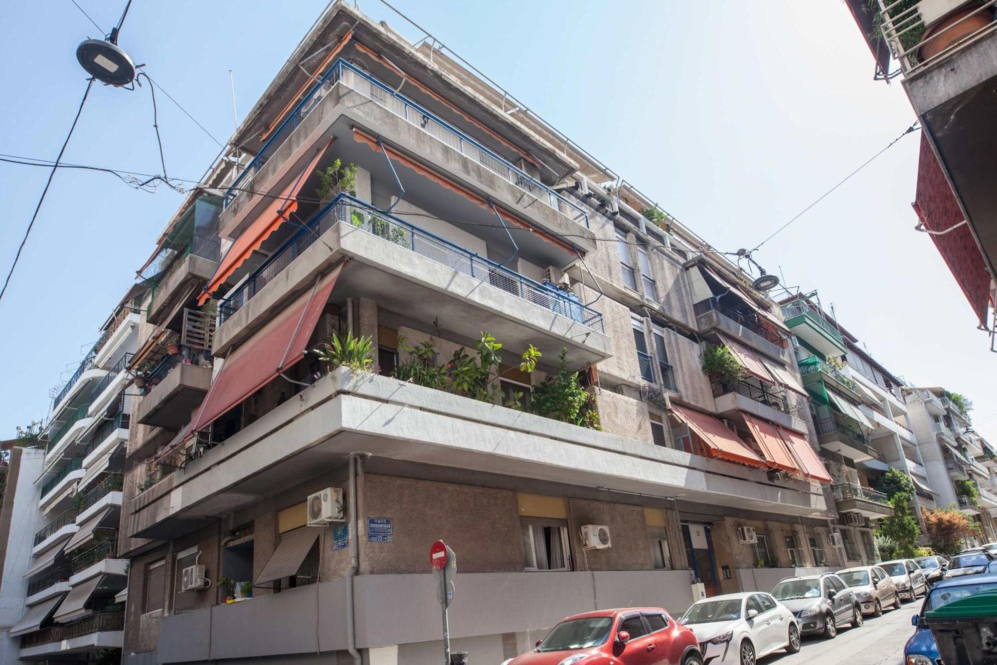 Stylish 1 Bd Apt With Balcony In Kato Petralona Apartment *